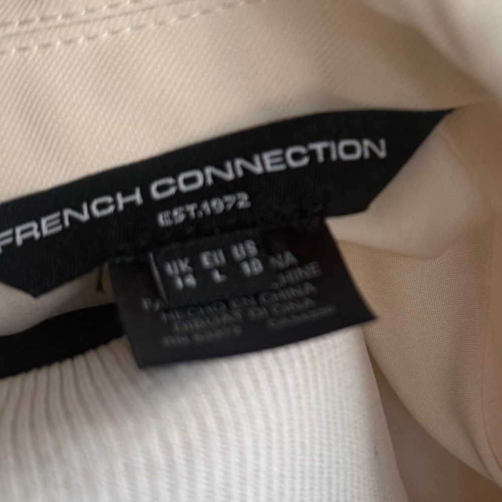 French Connection Cream Sleeveless Blazer in size 10 NWT - Picture 8 of 13